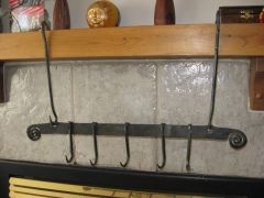 More information about "simple pot rack."