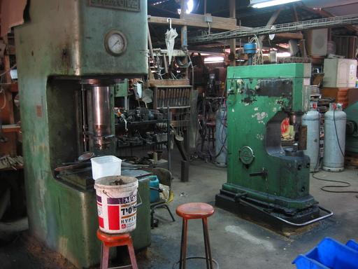hydraulic press and sahinler hammers.jpg