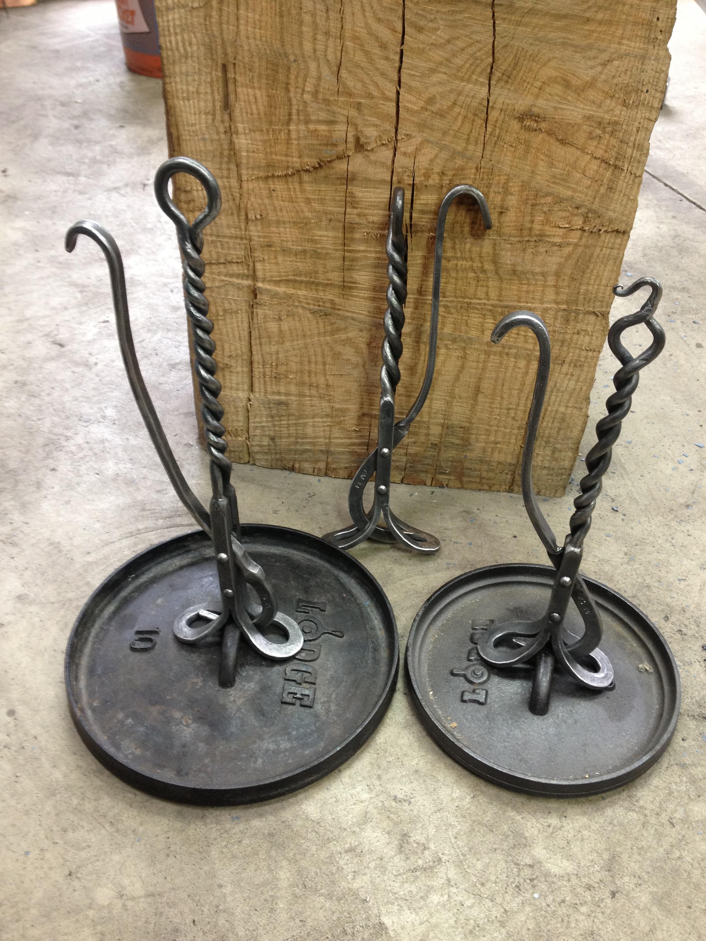 Dutch Oven Lid Lifter - Member Projects - I Forge Iron
