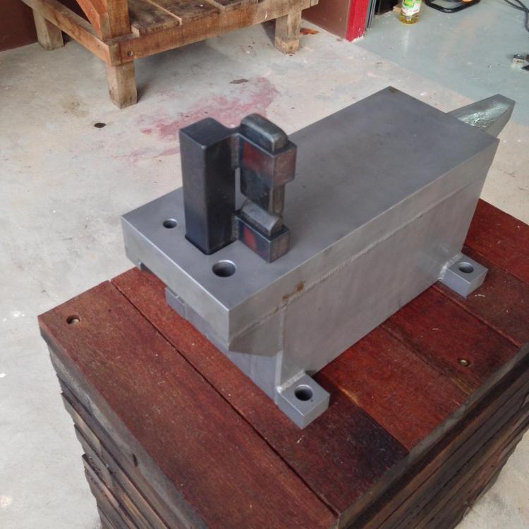 guillotine tool.JPG