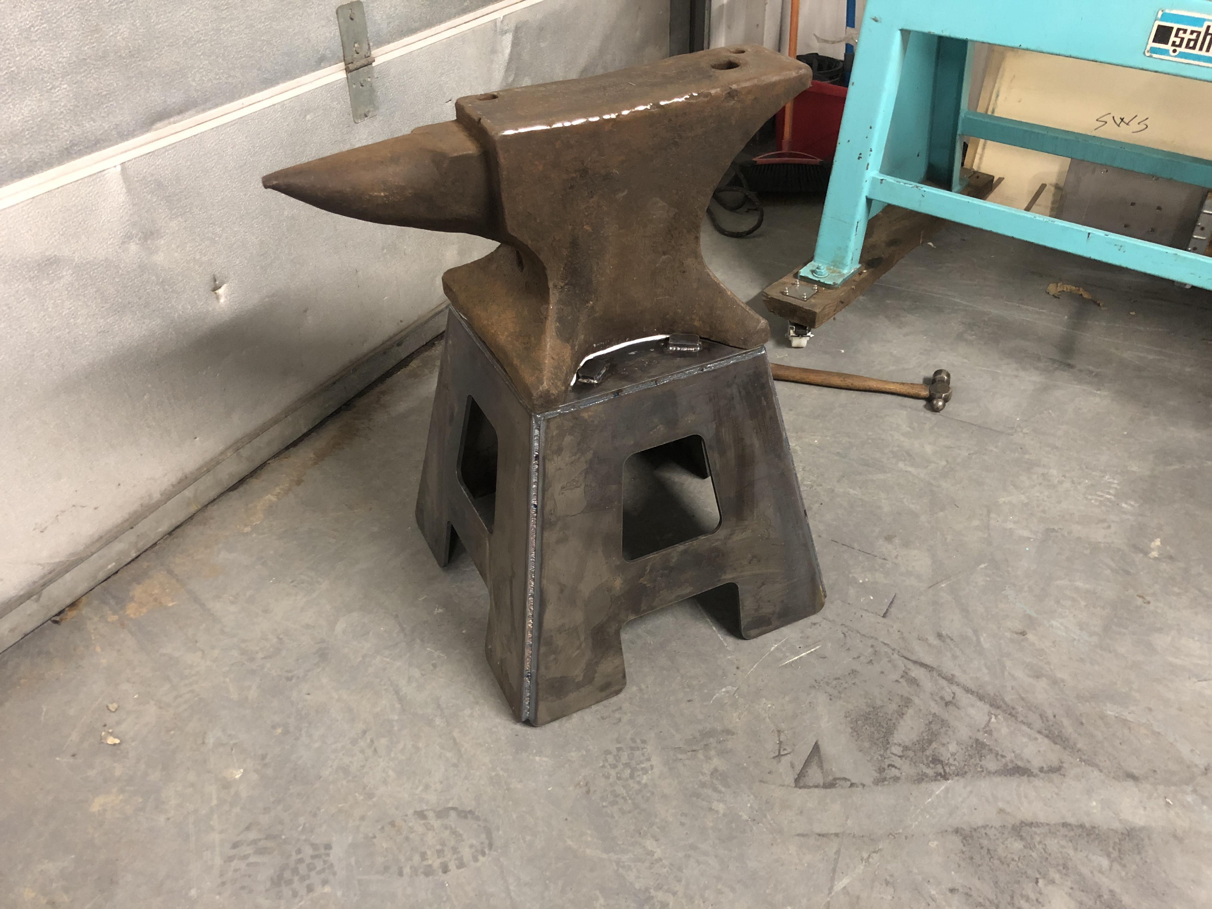 Anvil Stand - Show and Tell - Bladesmith's Forum Board